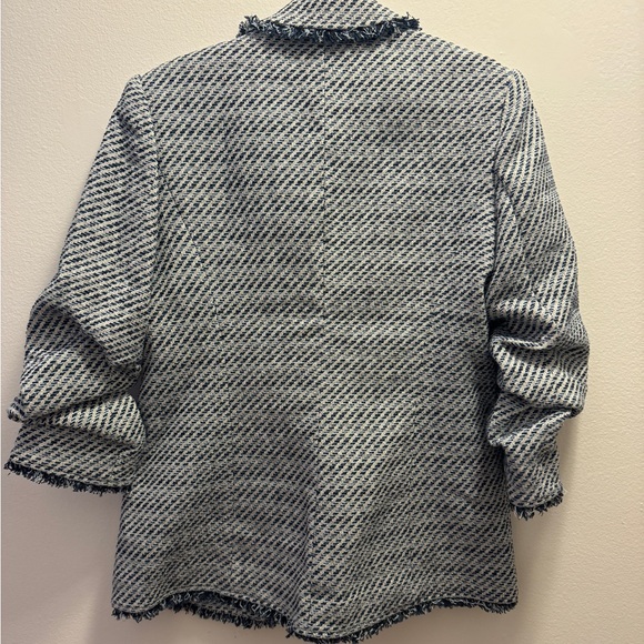 NEW Cinq à Sept Khloe Bouclé Blazer - Picture 8 of 8